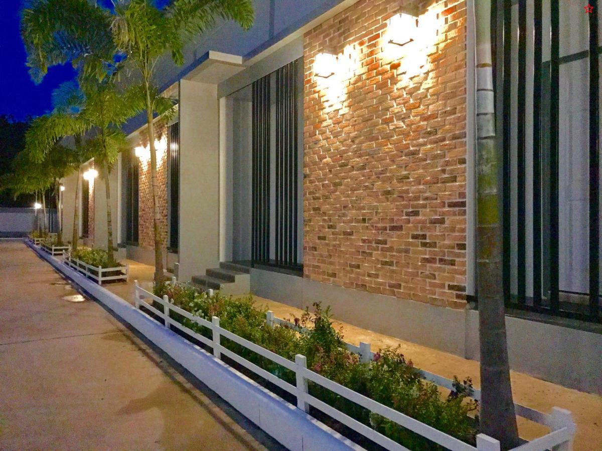 Baan Klangdao Resort Sattahip Zewnętrze zdjęcie